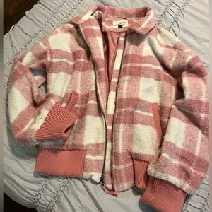 Universal Threads Pink and White Plaid Jacket